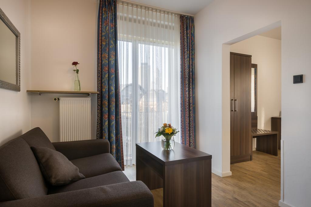 Hotel Novum Continental Frankfurt 3*