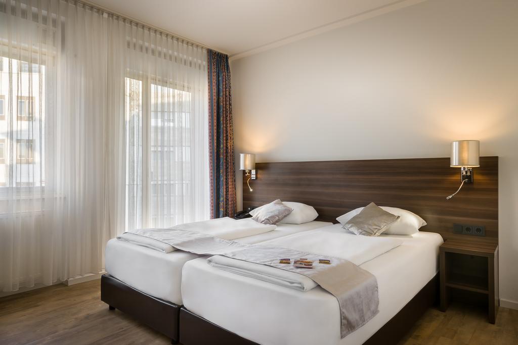 Novum Continental Frankfurt 3*