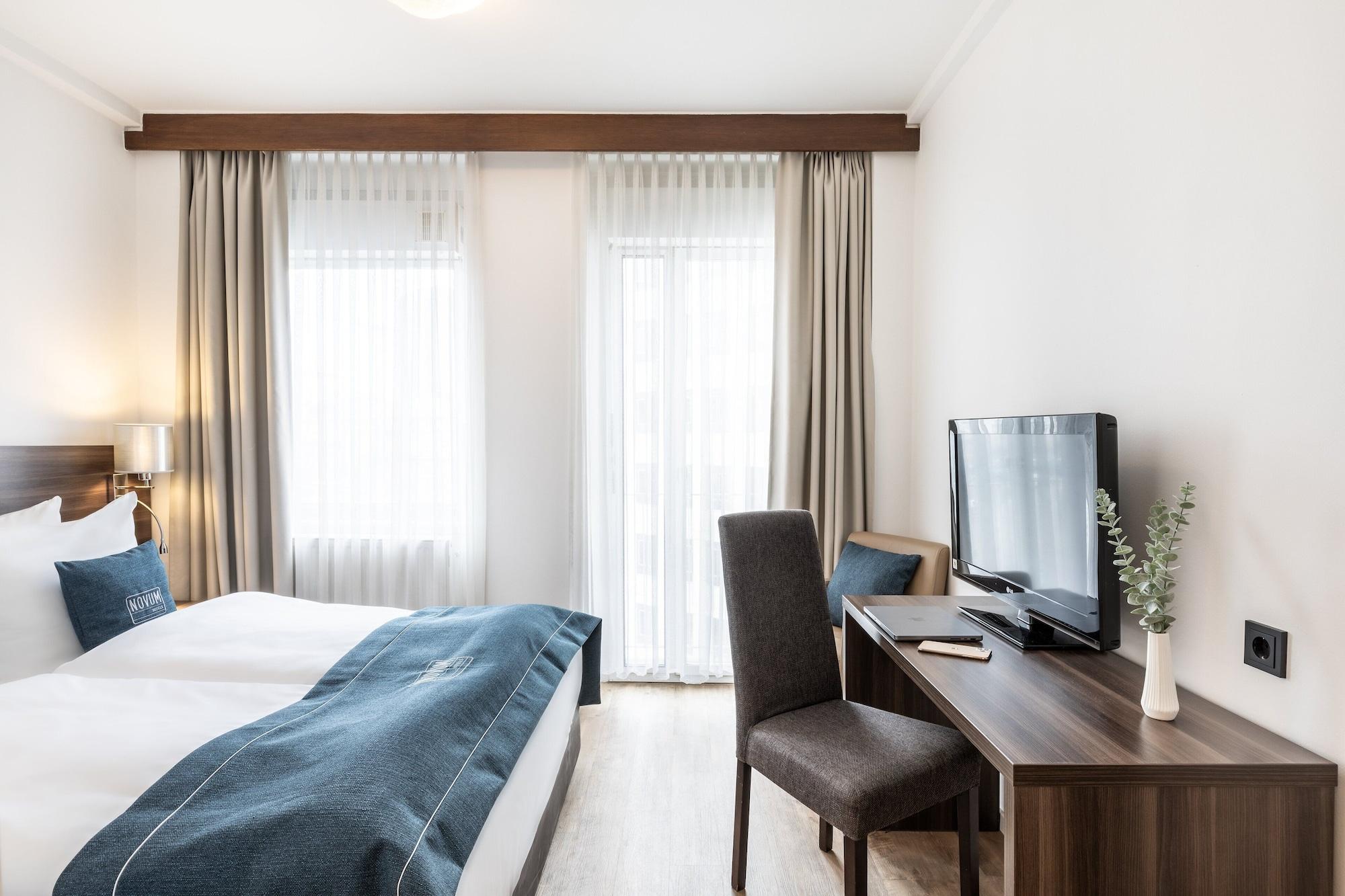 Hotel Novum Continental Frankfurt 3*